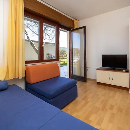 公寓 Three-bedroom In